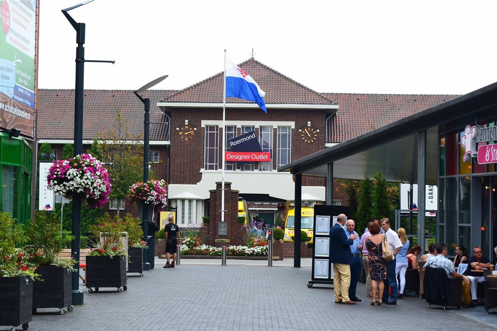 Hotel En Grand Cafe De Pauw Рурмонд Екстер'єр фото