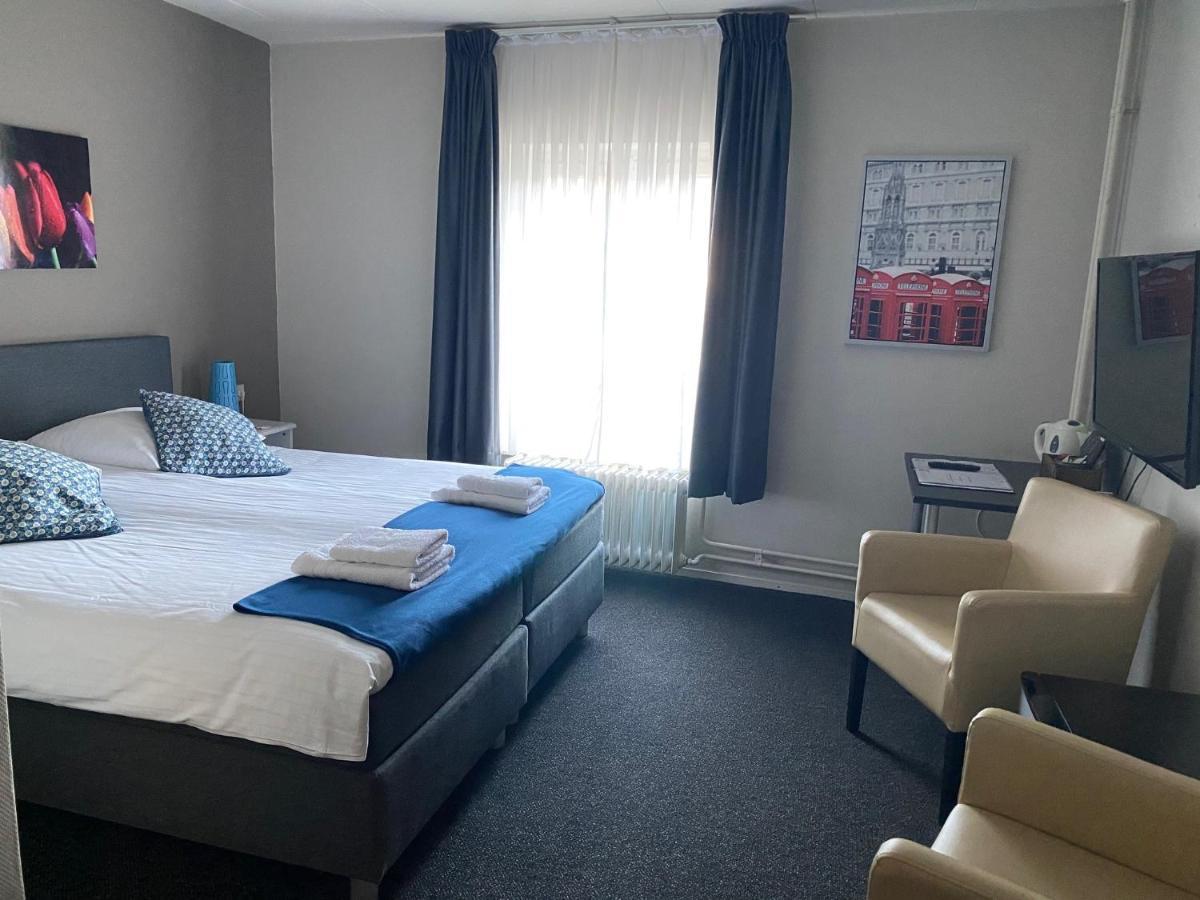 Hotel En Grand Cafe De Pauw Рурмонд Екстер'єр фото